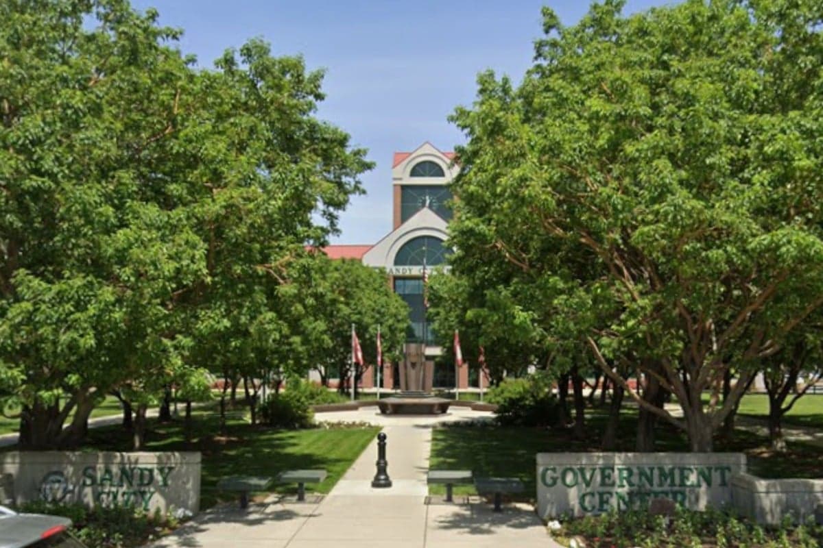 Sandy Moves In As Granite Fights To Stay Granite